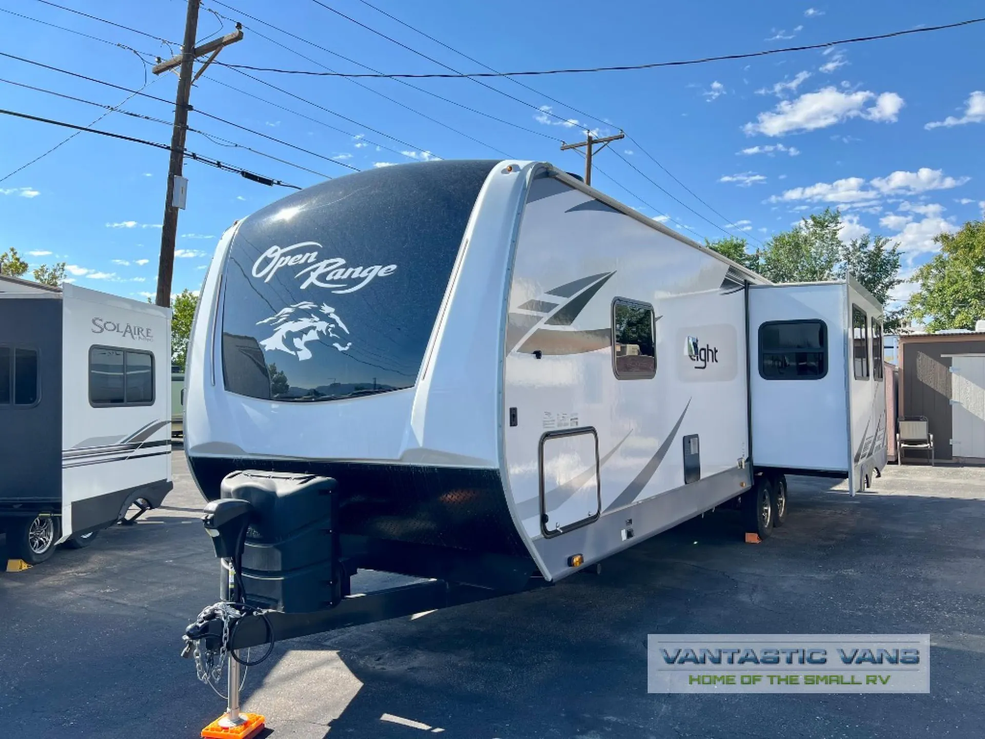 2022 Highland Ridge Open Range Light 275RLS dealer photo 1 from Vantastic