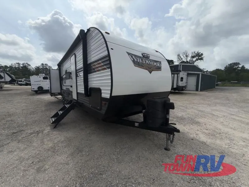2022 Forest River Wildwood 31KQBTS - Photo 2