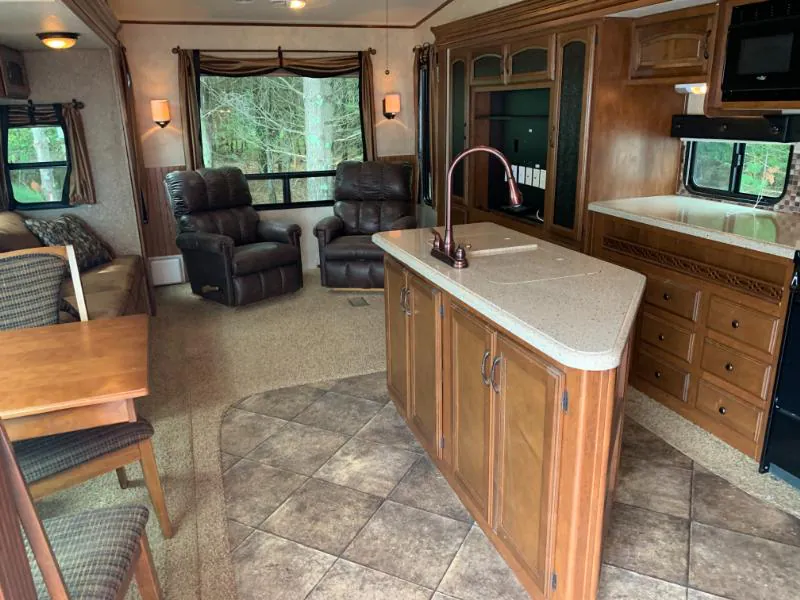2014 Forest River Salem Villa Estate 393RLT - Photo 4