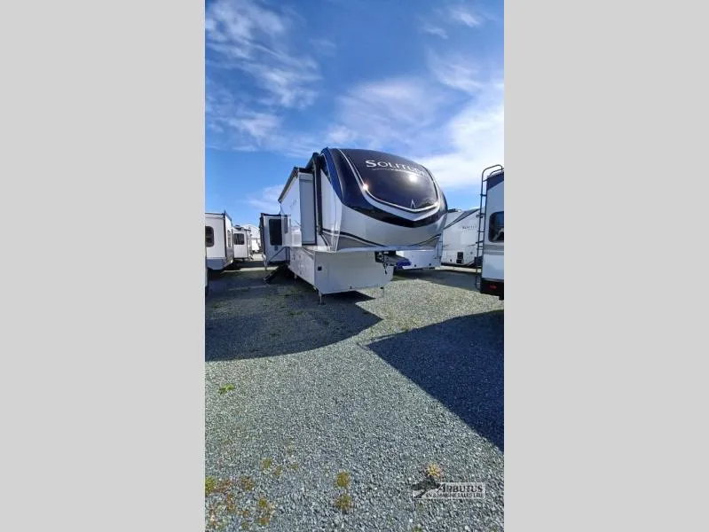 2025 Grand Design Solitude 417KB - Photo 2