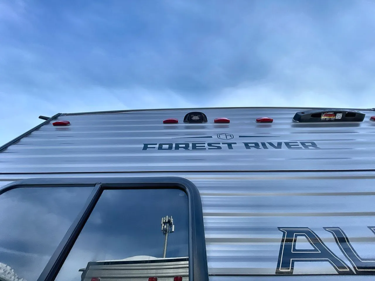 2026 Forest River Aurora 34BHTS — Photo 7