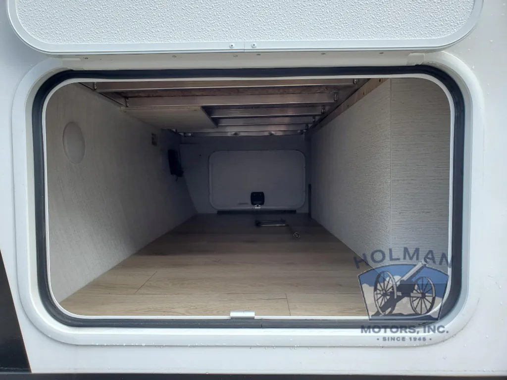 2027 Winnebago Micro Minnie 2108DS, Photos photo 18