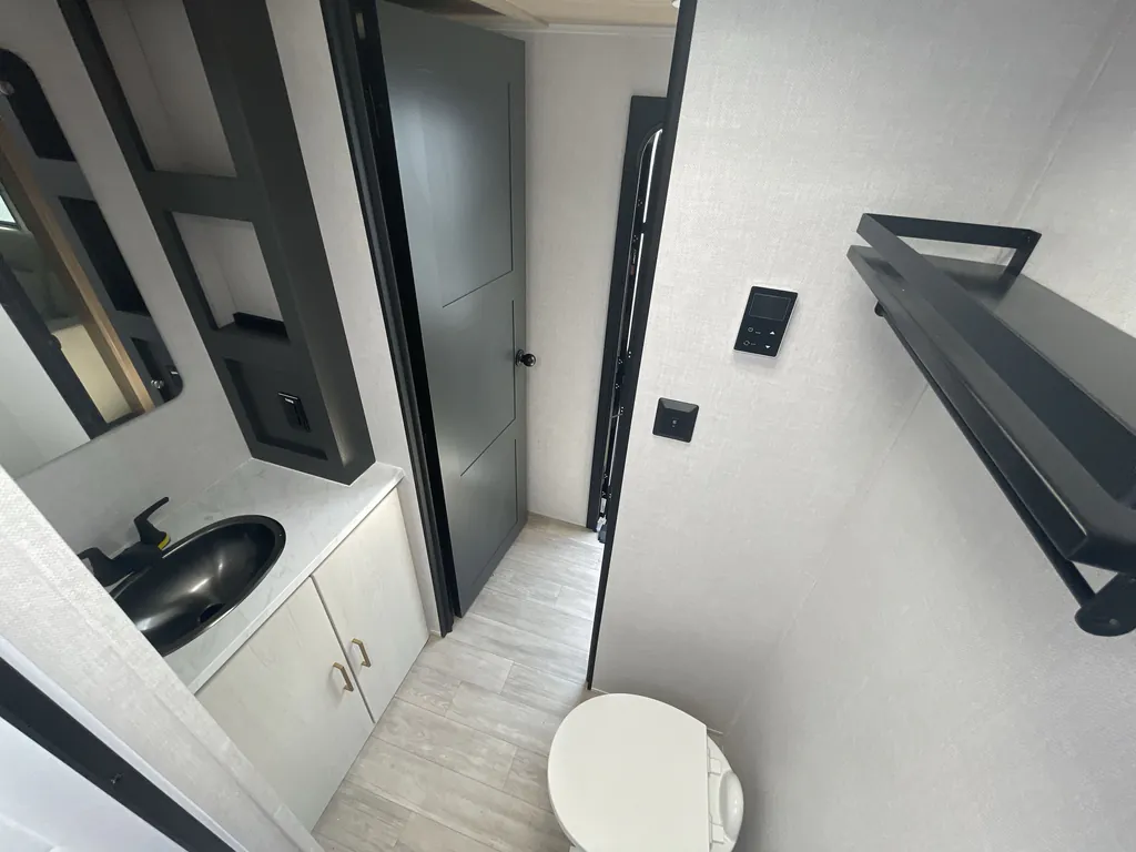 2027 Forest River Vibe 3400BH, Photos photo 18