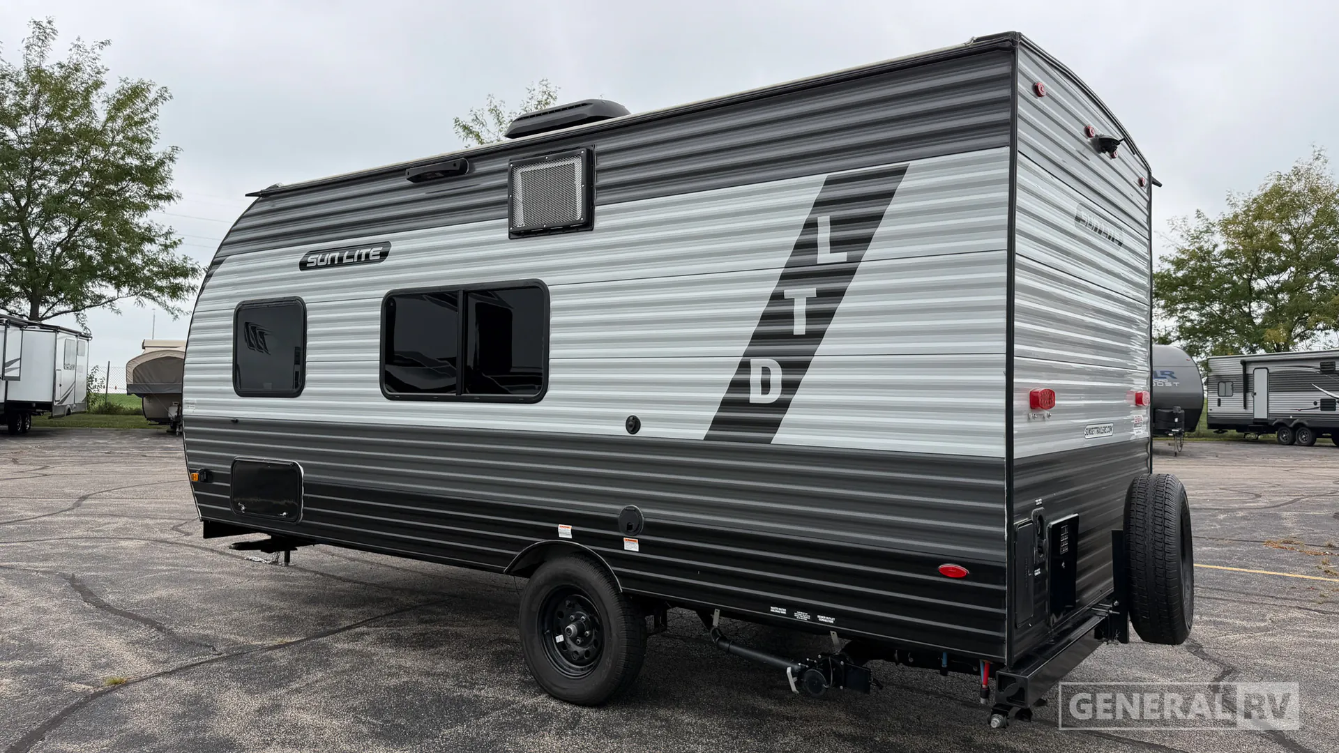 2021 Sunset Park RV Sun Lite LTD 19BH - Photo 4