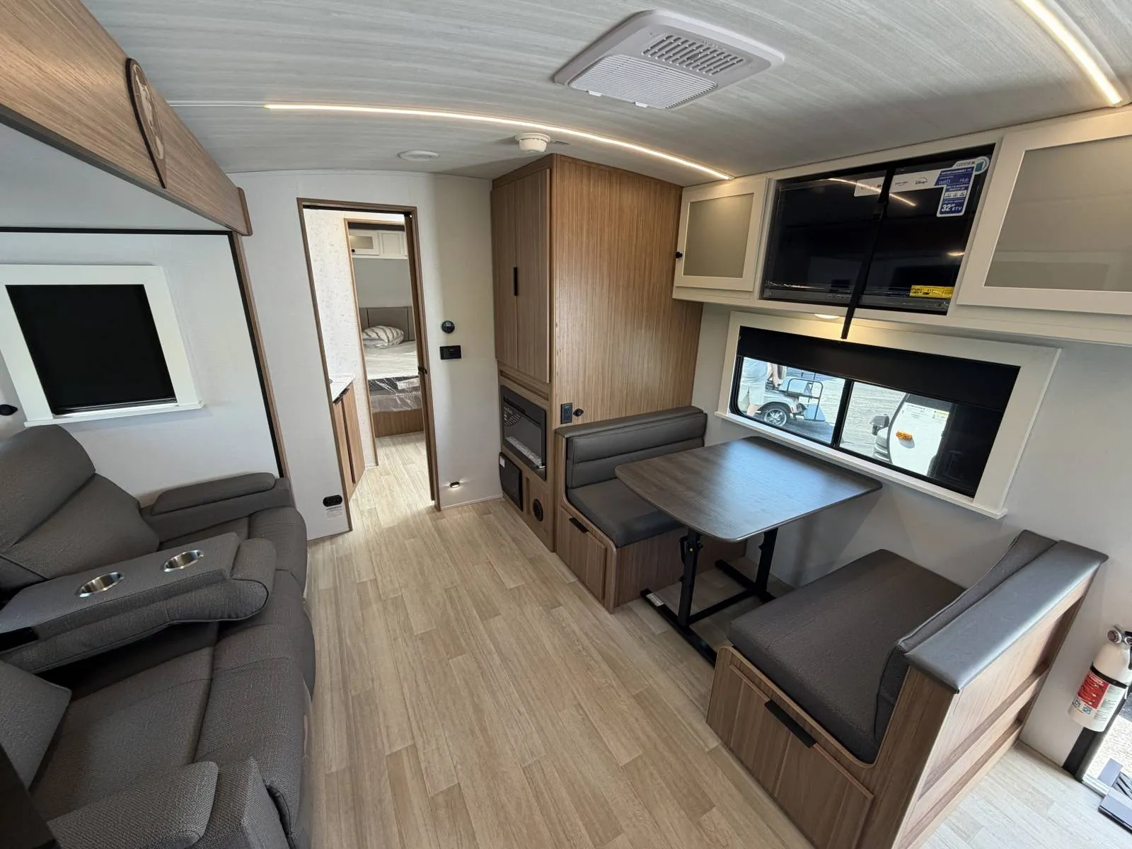 2026 Keystone Passport SL Series 2450RK - Photo 4