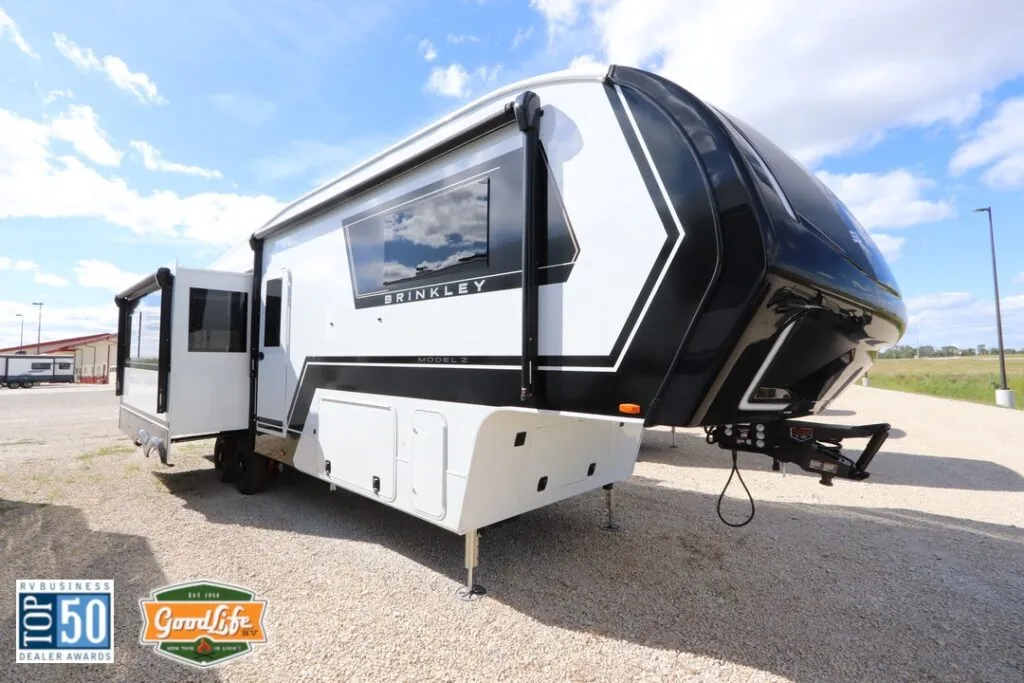 2026 Brinkley Model Z 3100 - Photo 2