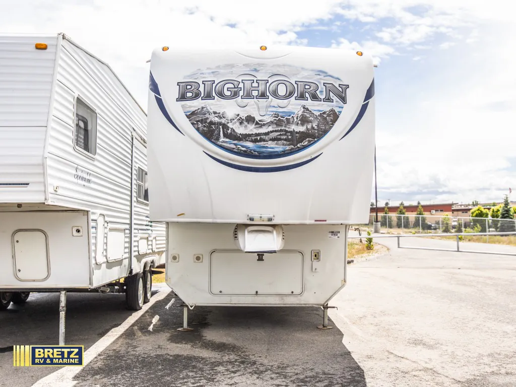 2011 Heartland Bighorn 3610RE - Photo 3