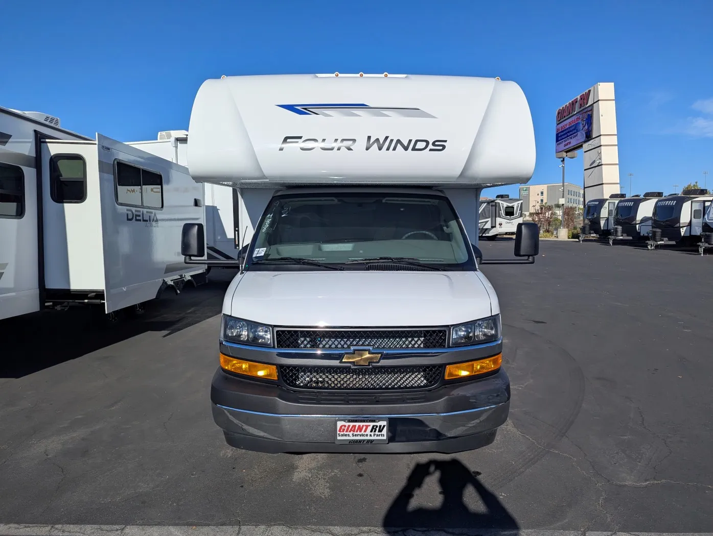2026 Thor Motor Coach Four Winds 21Z - Photo 3