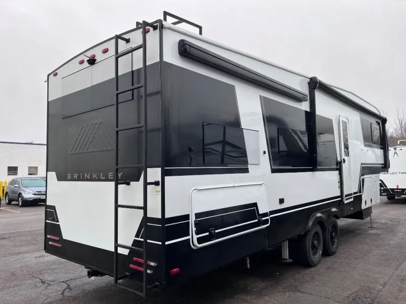 2026 Brinkley Model Z 2810 - Photo 3