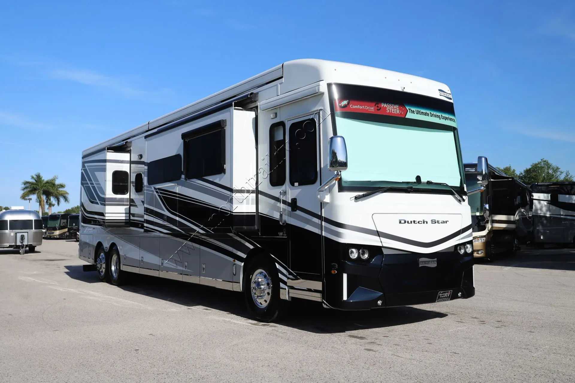 2026 Newmar Dutch Star 4325 - Photo 3