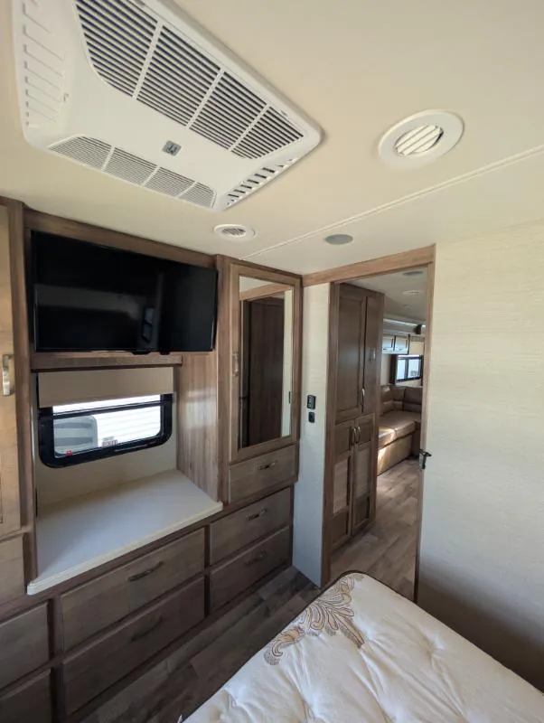 2018 Jayco Precept 33U, Photos photo 19