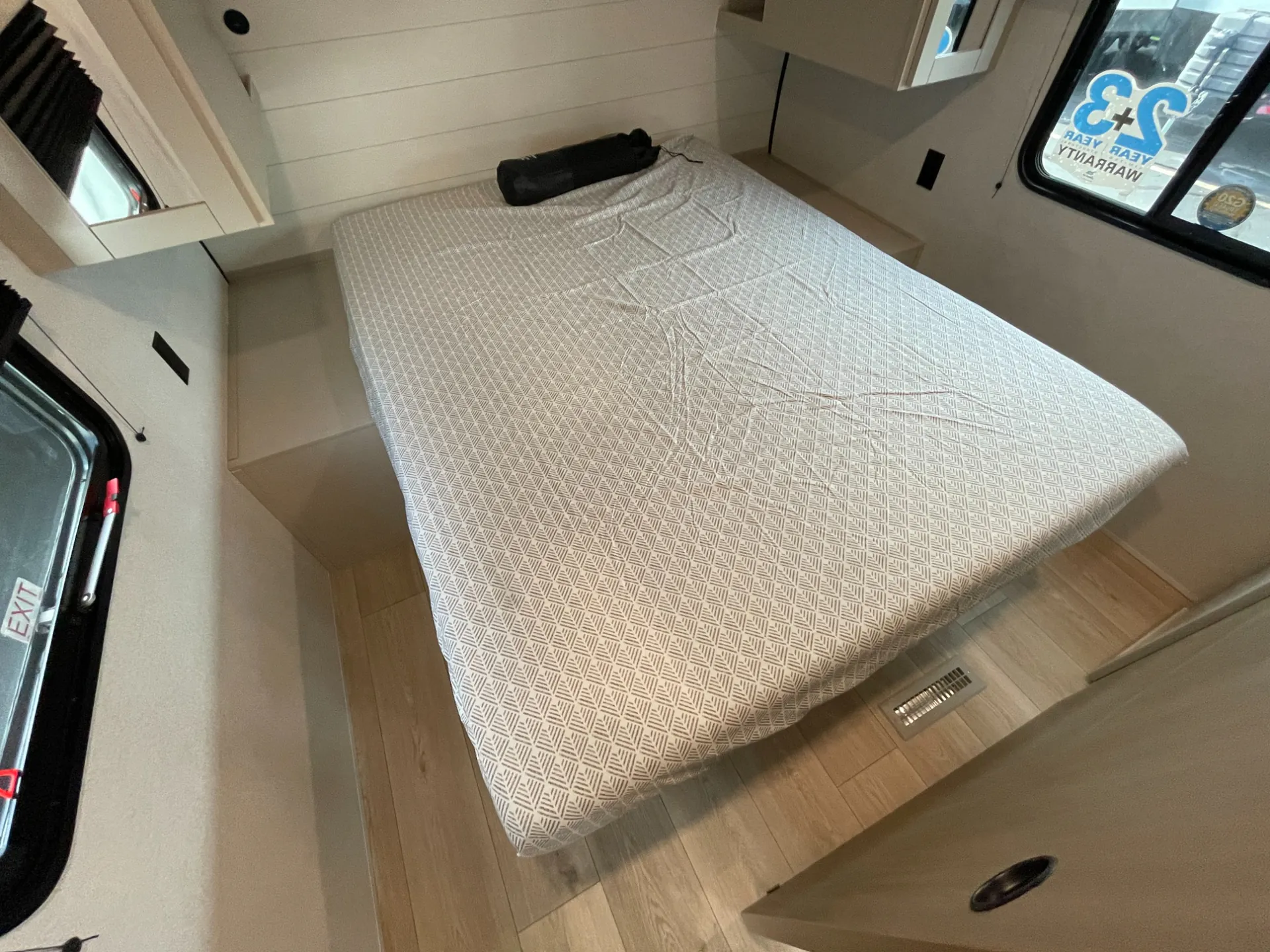 2027 Jayco Jay Flight 265MWS - Photo 4