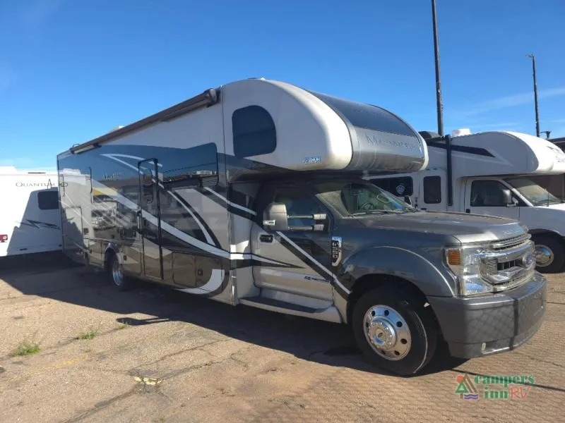 2020 Thor Motor Coach Magnitude BB35 - Photo 2