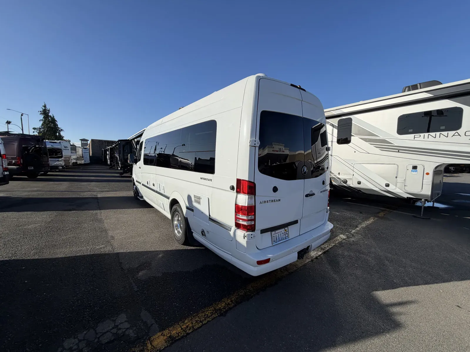2016 Airstream Interstate TWIN - Photo 4