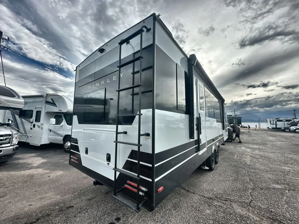 2027 Brinkley Model I 290, Photos photo 2