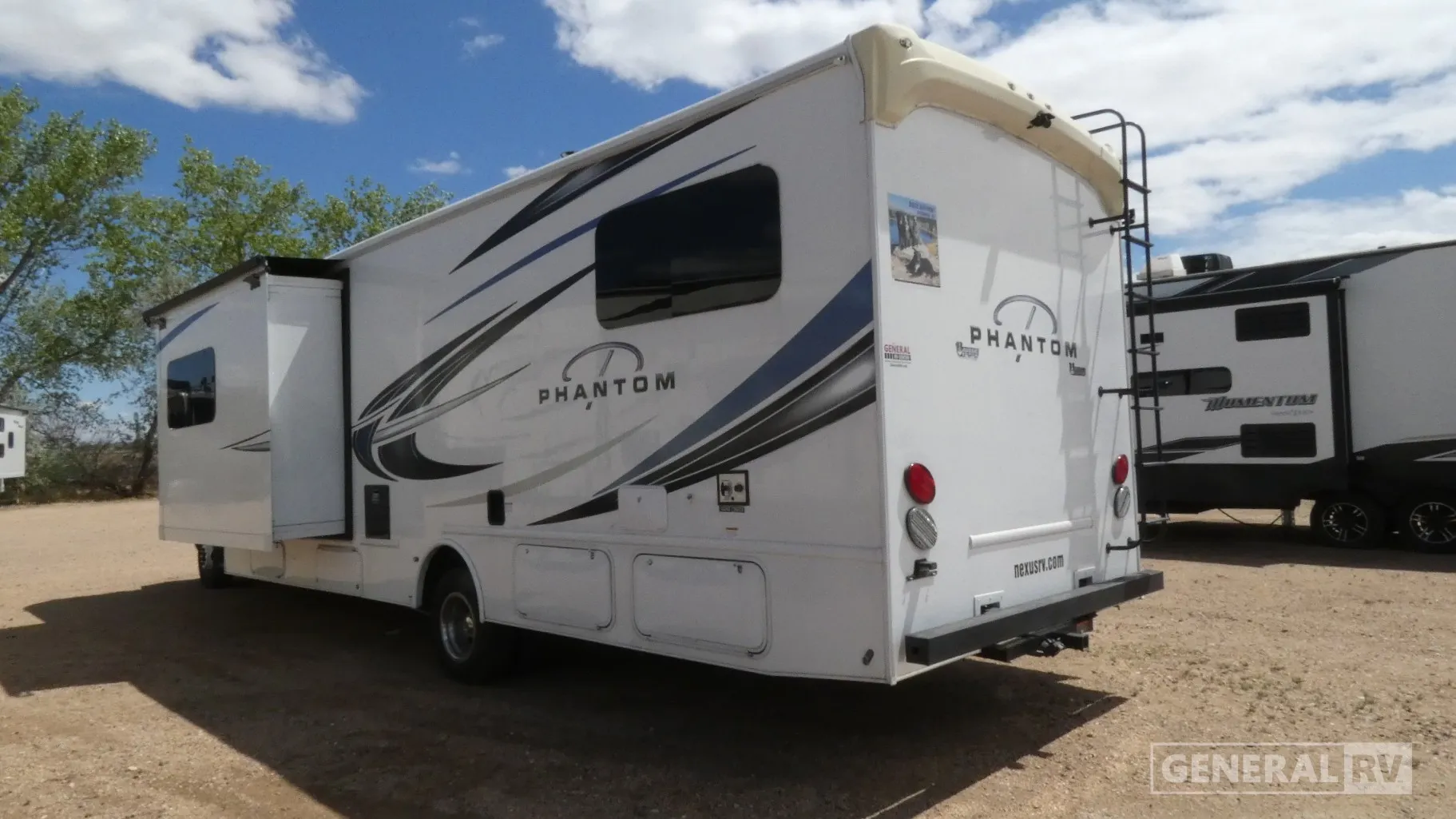 2023 NeXus RV Phantom 32P - Photo 4