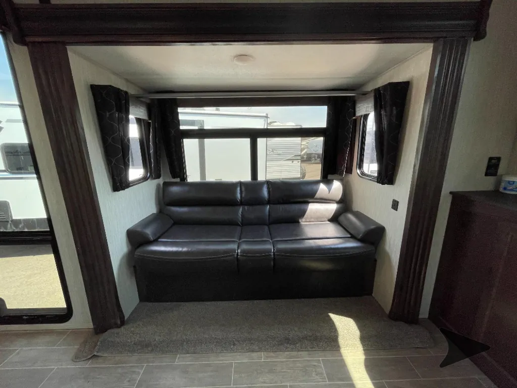 2021 Forest River Cherokee 306MM, Photos photo 26