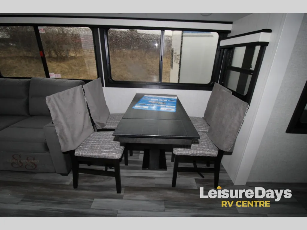 2025 Jayco Jay Feather 29RL, Photos photo 11