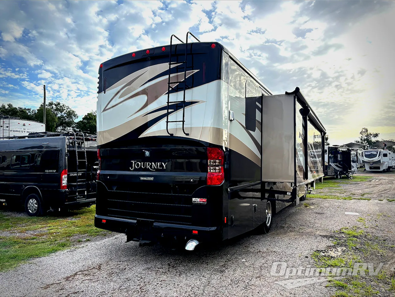 2015 Winnebago Journey 40R - Photo 4