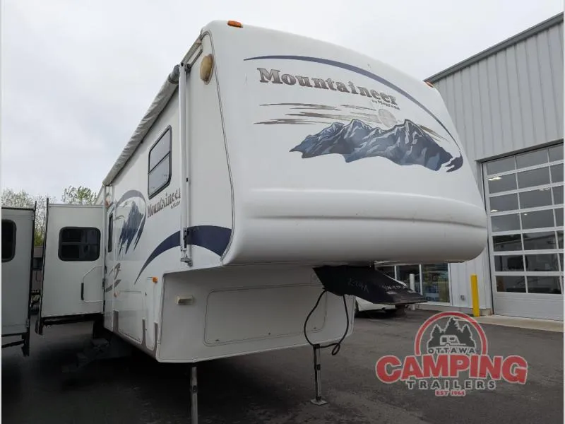 2005 Keystone Mountaineer 328RLS - Main photo