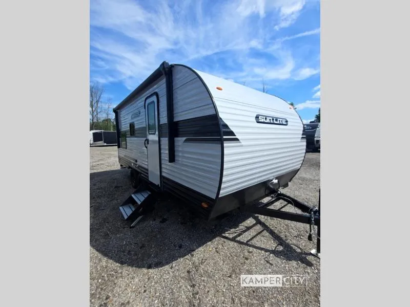 2026 Sunset Park RV Sun Lite LTD 21DO - Main photo