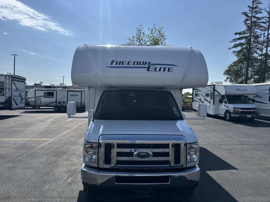 2025 Thor Motor Coach Freedom Elite 22FE, Photos photo 4