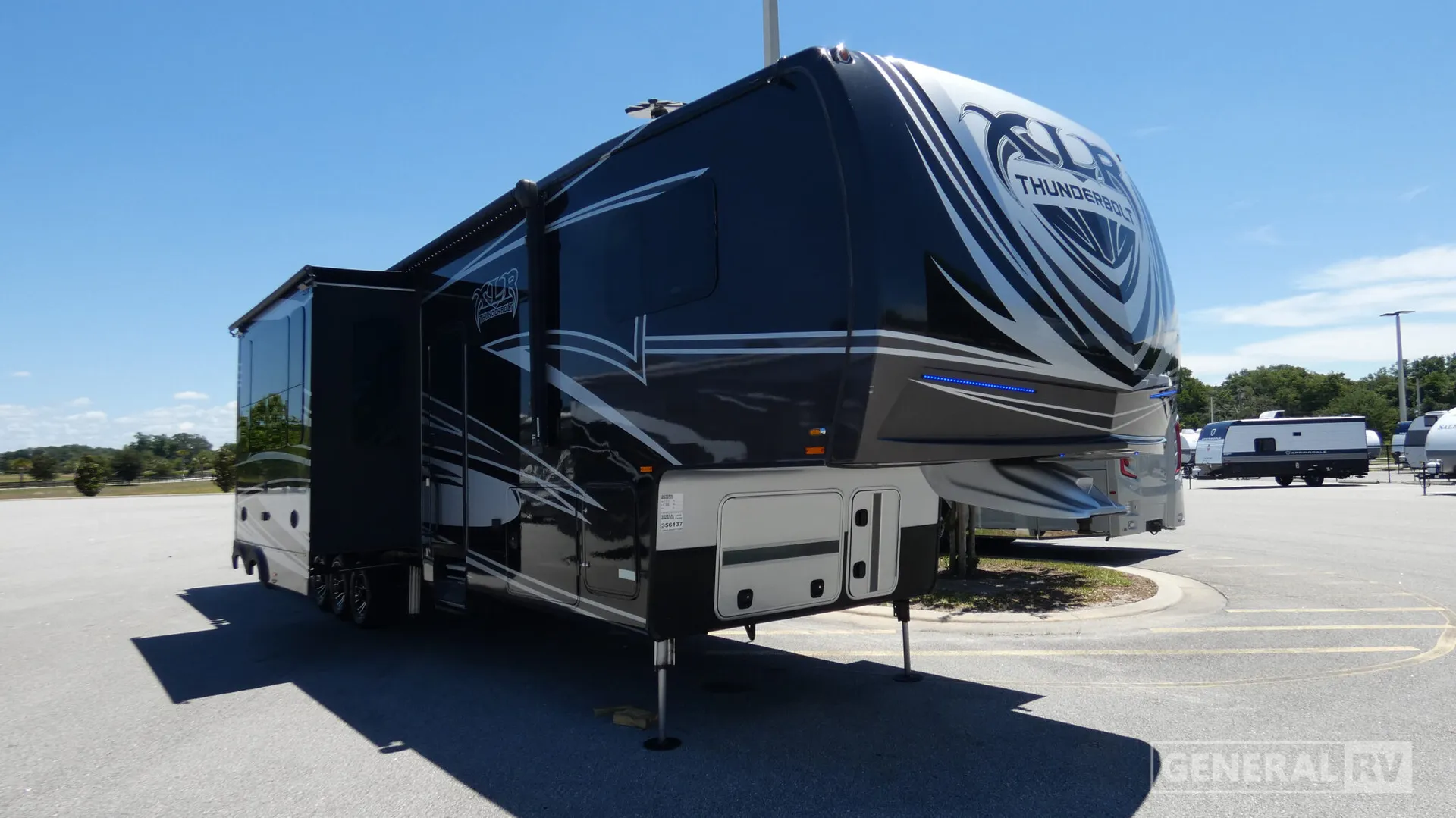 2018 Forest River XLR Thunderbolt 375AMP - Photo 2