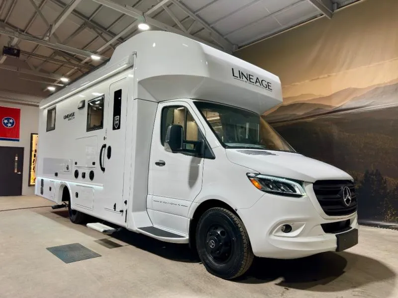 2026 Grand Design Lineage Series M 25FW - Photo 2