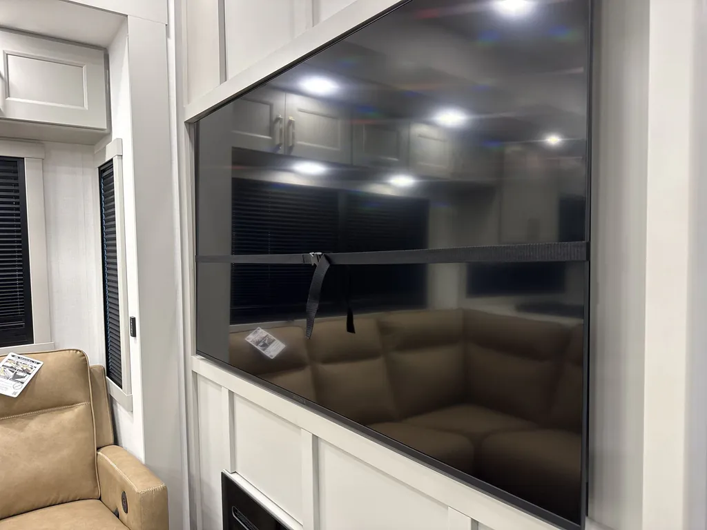 2026 Brinkley Model G 3970, Photos photo 14