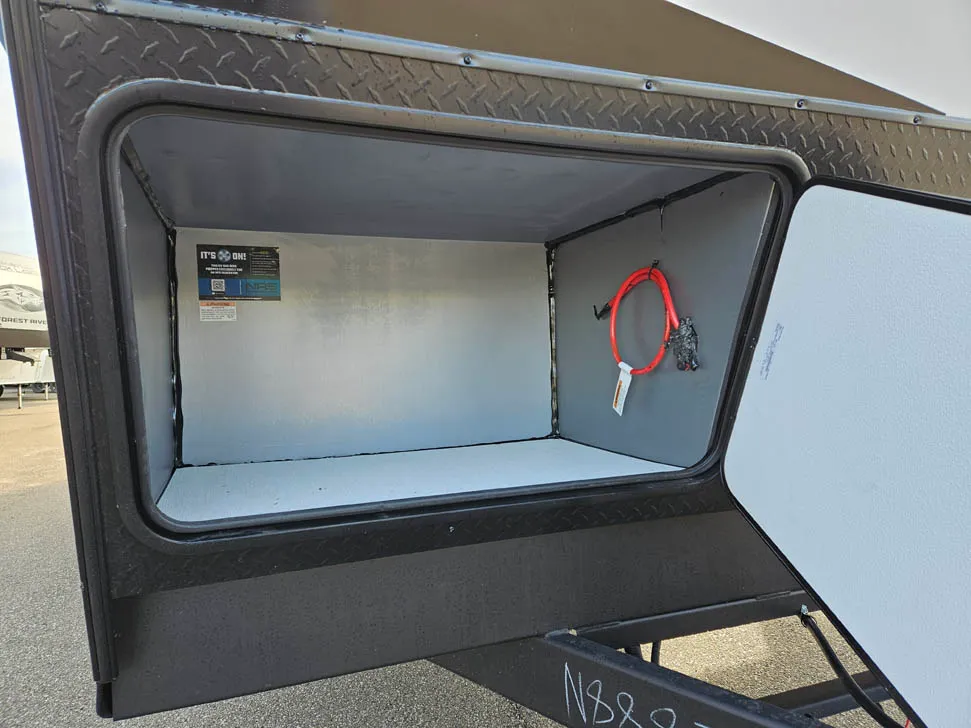 2026 Forest River Cherokee Rogue Armored 26L140 - Photo 4