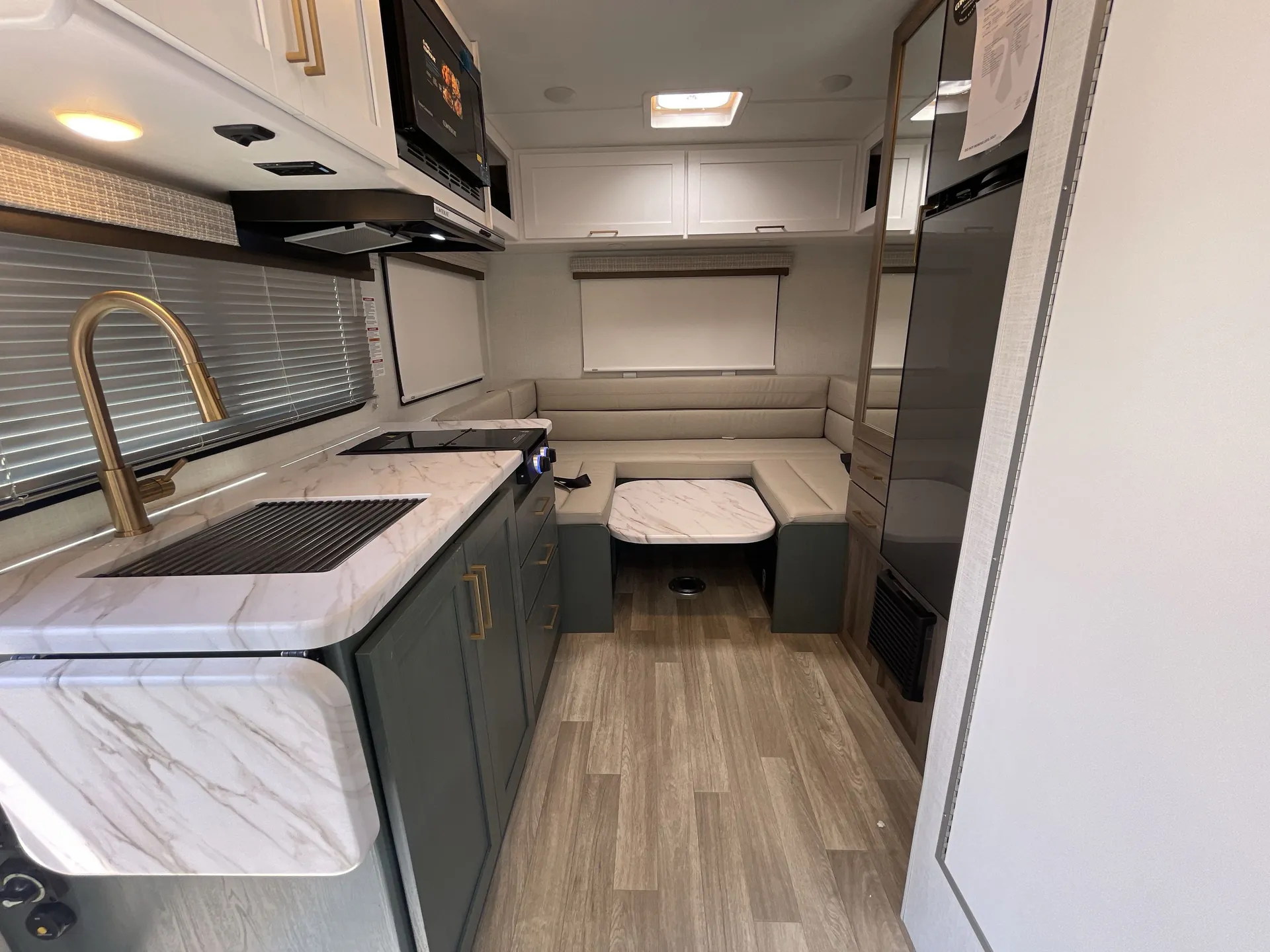 2026 Thor Motor Coach Freedom Eddie Bauer 19ED — living area main
