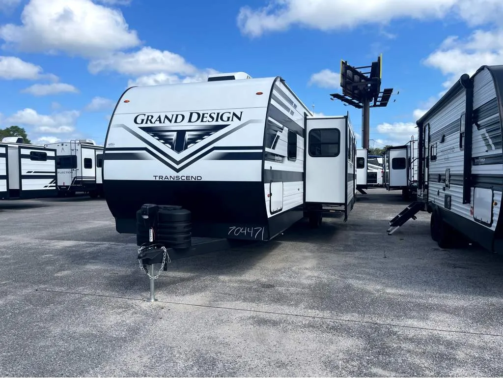 2026 Grand Design Transcend 325BHT - Photo 3