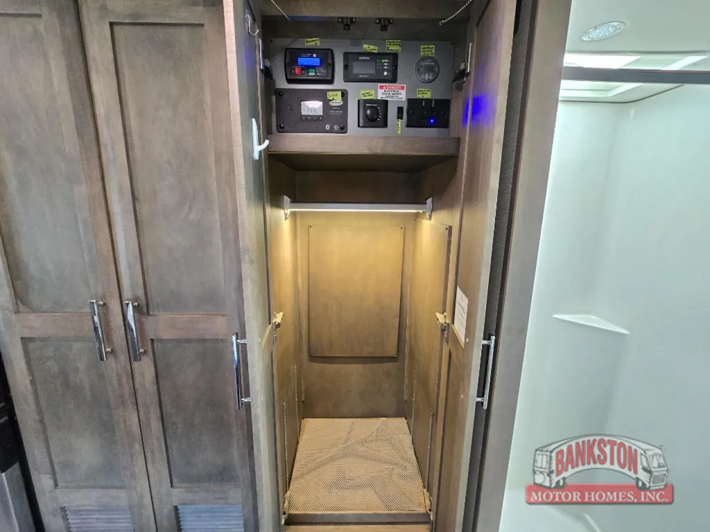 2023 Tiffin Wayfarer 25 JW, Photos photo 28