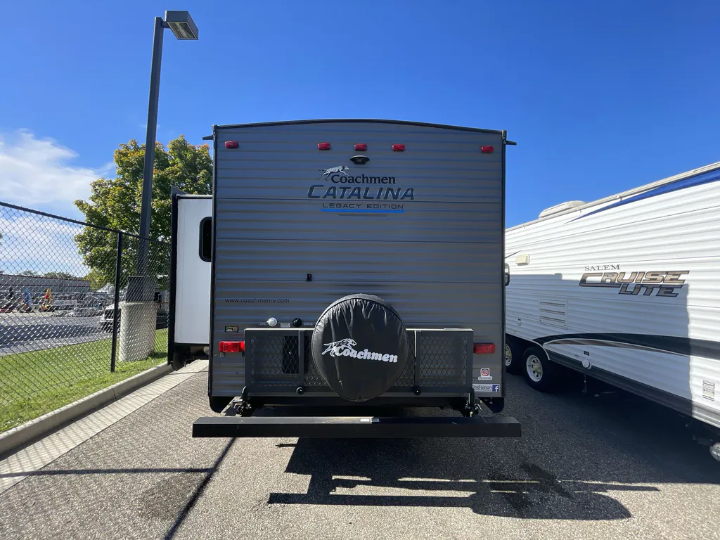 2022 Coachmen Catalina Legacy Edition 243RBS, Photos photo 7