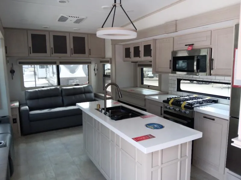 2026 Grand Design Solitude 310GK - Photo 3