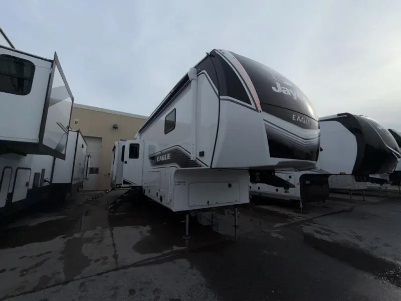 2026 Jayco Eagle 321RSTS - Photo 3