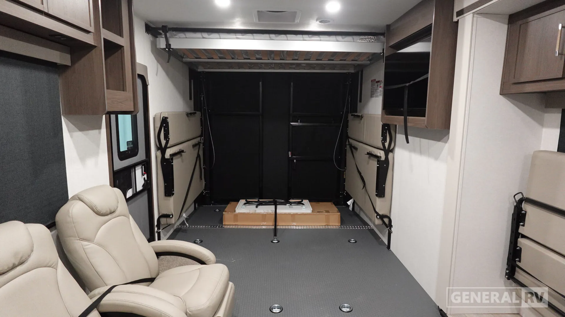 2027 Coachmen Adrenaline 29SS - Photo 3
