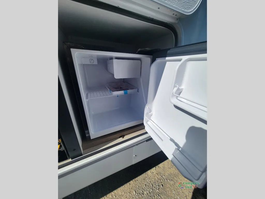 2026 Coachmen Freedom Express Select 31SE, Photos photo 16