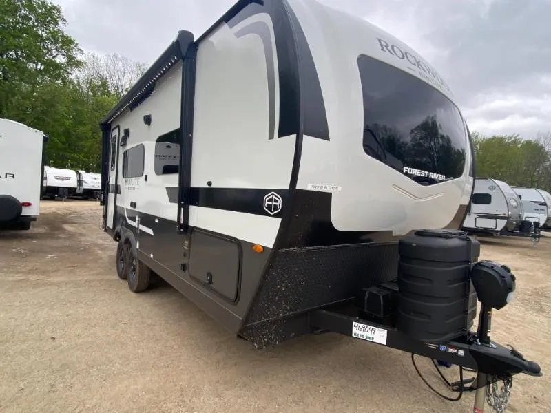2026 Forest River Rockwood Mini Lite 2109S - Photo 2