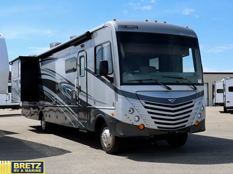 2017 Fleetwood Storm 34S - Main photo