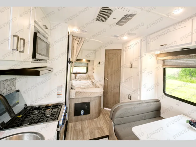 2027 Gulf Stream Conquest Class C 6237 - Photo 3