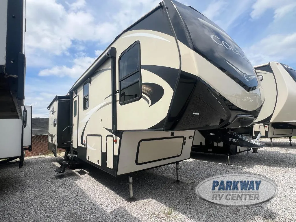 2019 Keystone Cougar 310RLS - Photo 3