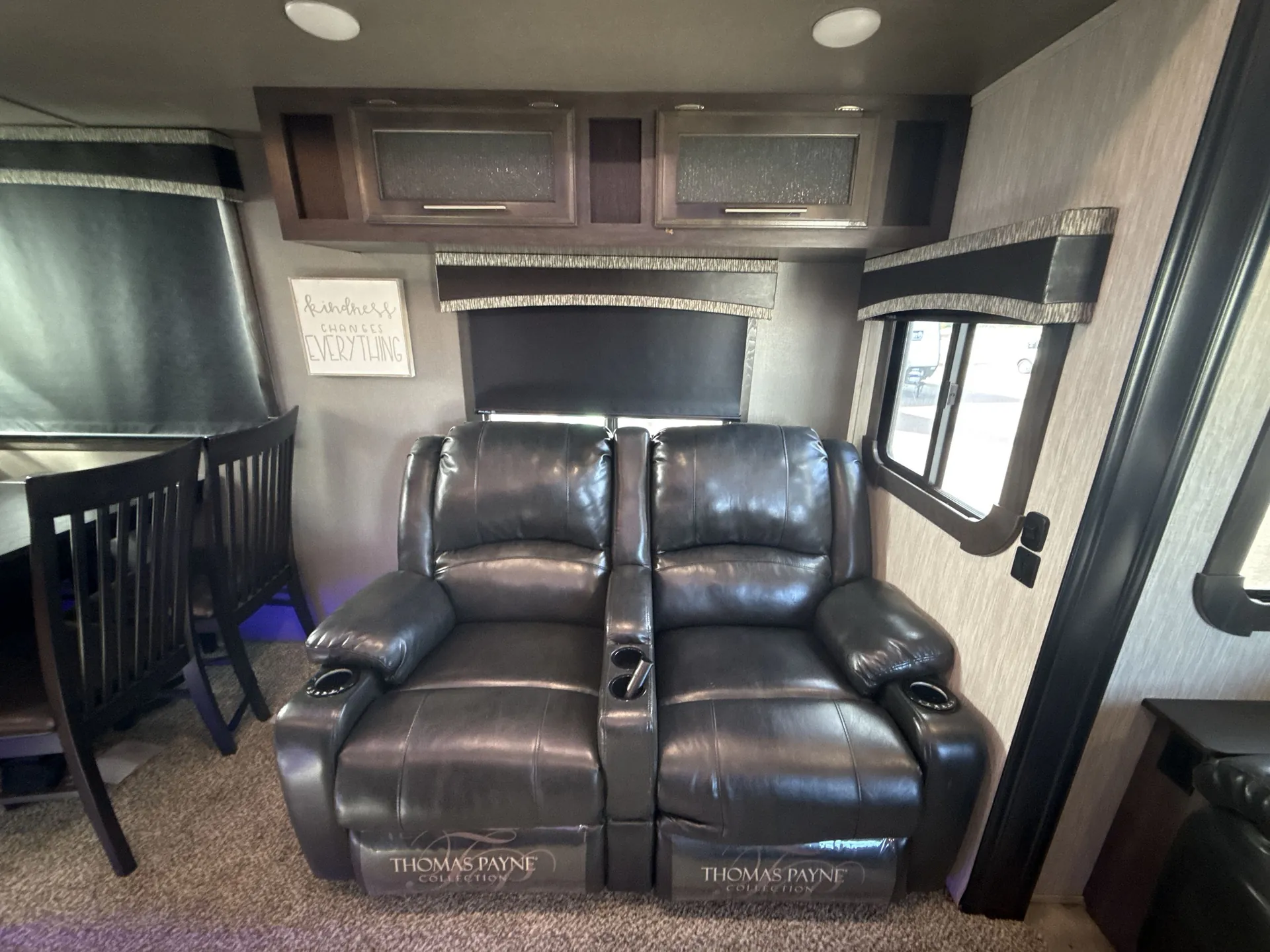 2019 CrossRoads Cruiser 3441WB — living area main
