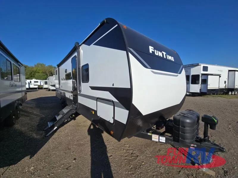2026 CrossRoads RV Fun Time 28QB - Main photo