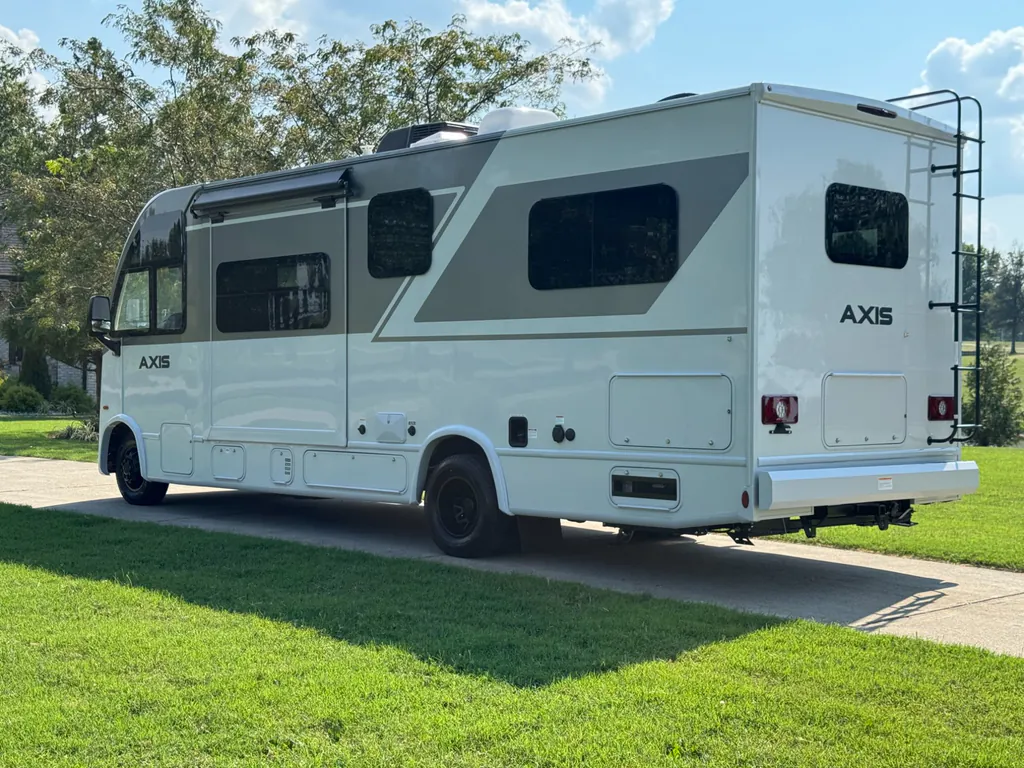 2026 Thor Motor Coach Axis 26.2, Photos photo 5