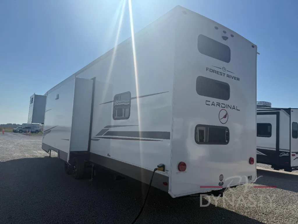 2026 Forest River Cardinal 34CRIB, Photos photo 4