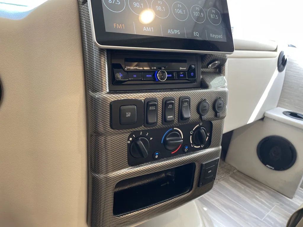 2023 Thor Motor Coach Axis 24.3, Photos photo 24