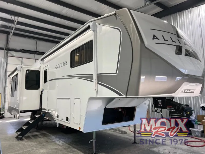 2026 Alliance RV Avenue 35RKS - Photo 2