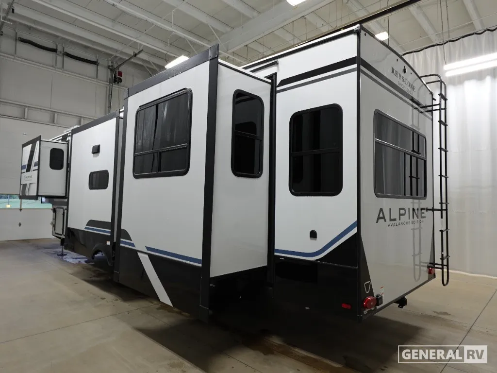 2026 Keystone RV Avalanche 338GK - Photo 4