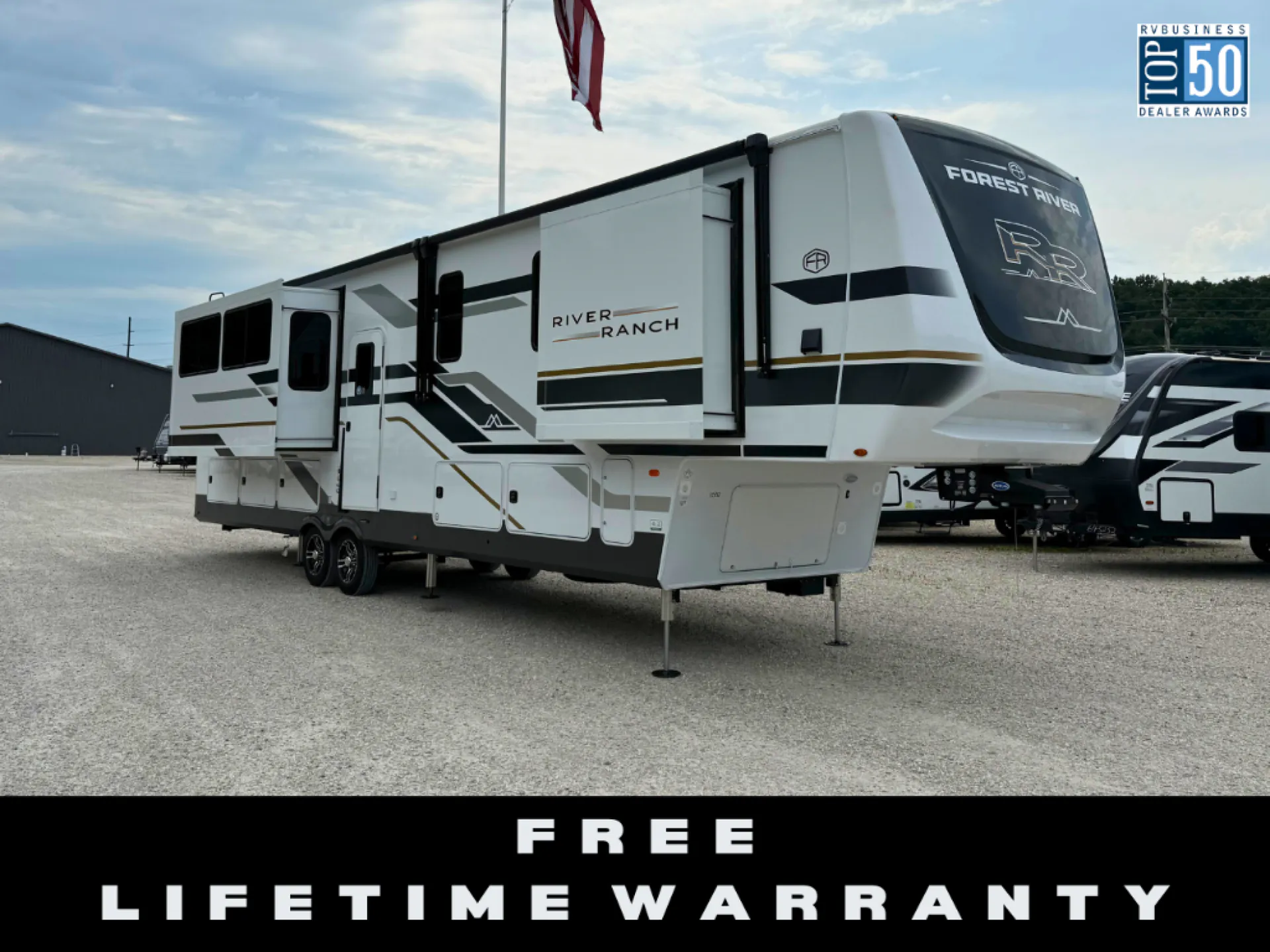 2026 Palomino River Ranch 393RL dealer photo 1 from Unlimited RV